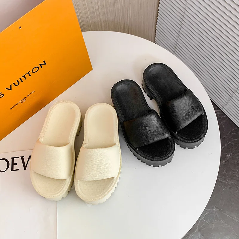 Kliny Papuče Žien Platformu Kvality Pláži Papuče Nové Kolo Prst Luxusné Outwear Sandále pre Ženy Duté Sa Papuče Veľkosť 42