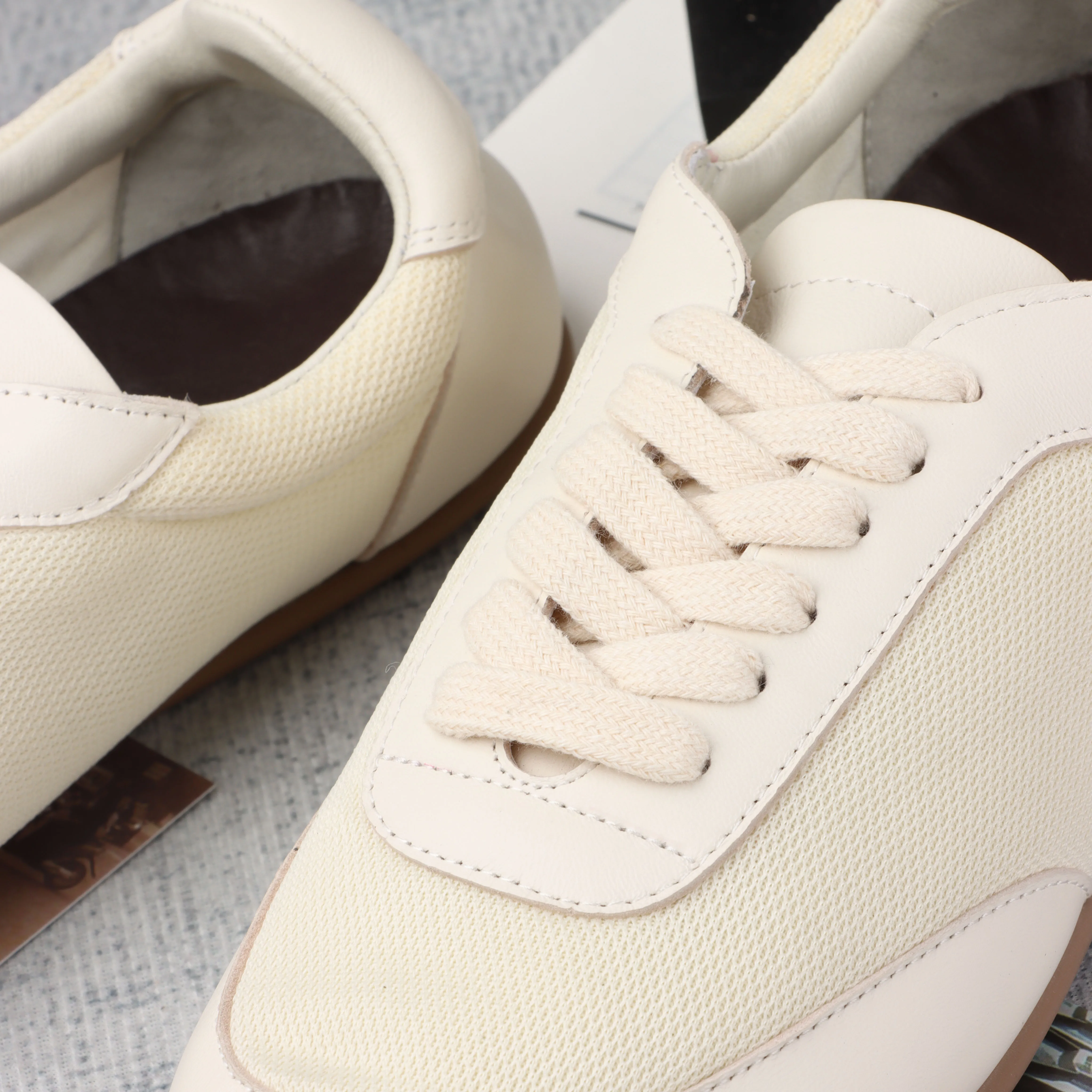 2023 Taliansko Desinger Topánky Pre Ženy R0* Gat Luxusná Obuv Z Kože A Oka Značka Vysokej Kvality Biele Topánky