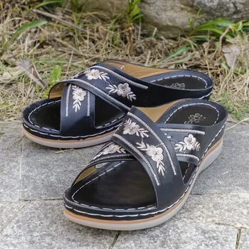 Ženy Vyšívať Sandále Bežné Platformu Corrector Papuče Kliny Vonkajšie Flip Flop Sandales Femelle